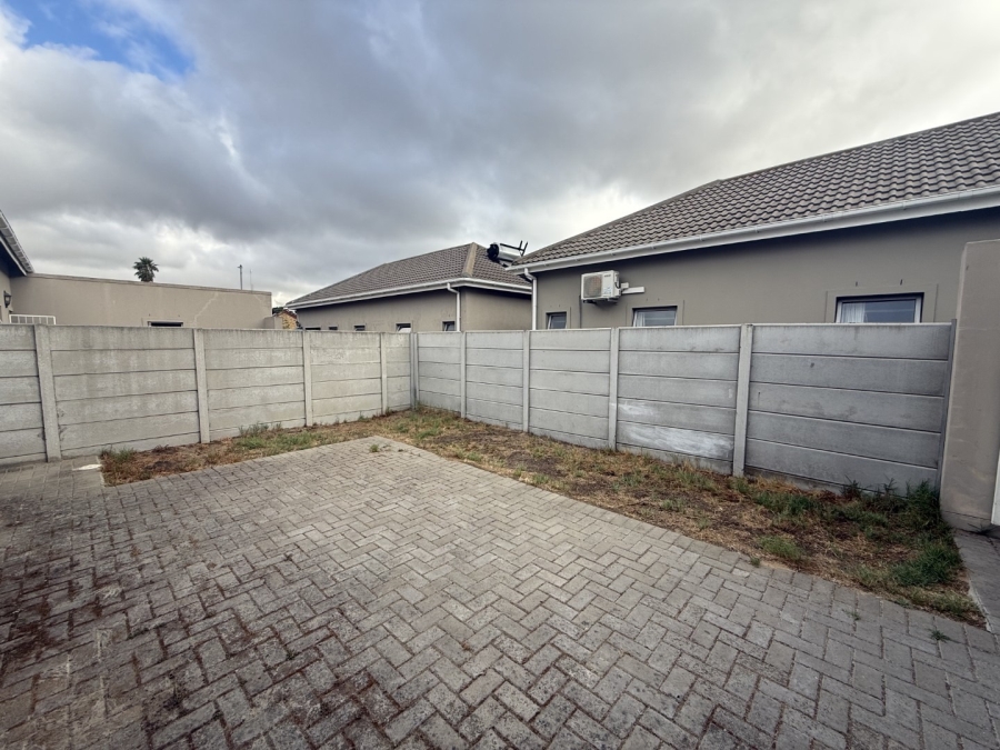 3 Bedroom Property for Sale in Zonnendal Western Cape